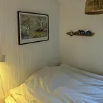 펜션 Authentic Summer House Near Oster Hurup Hadsund