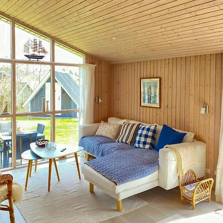 Casa vacanze Authentic Summer House Near Oster Hurup *