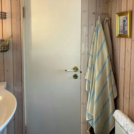Authentic Summer House Near Oster Hurup Casa vacanze Hadsund
